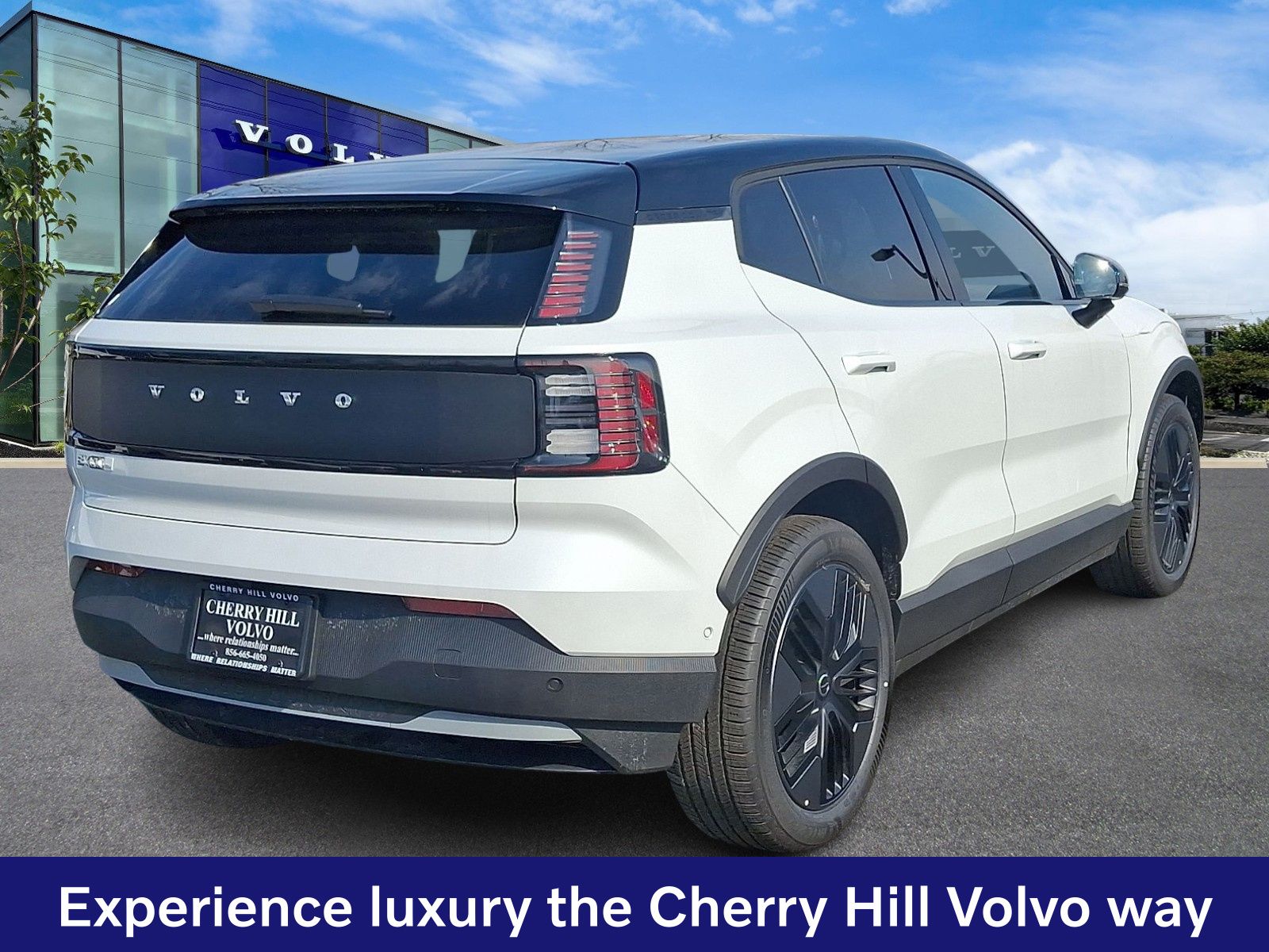 2026 Volvo EX30 Ultra - Photo 5