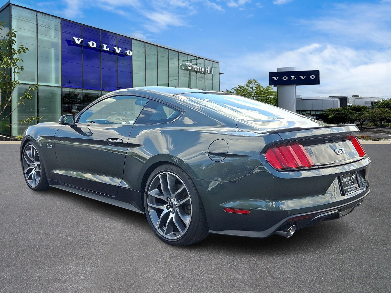 2015 Ford Mustang GT Premium photo 4