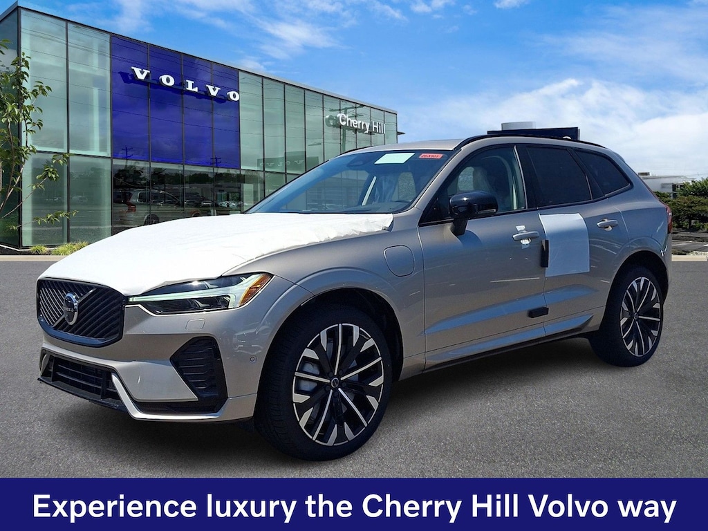 New 2026 Volvo XC60 plug-in hybrid T8 Ultra SUV