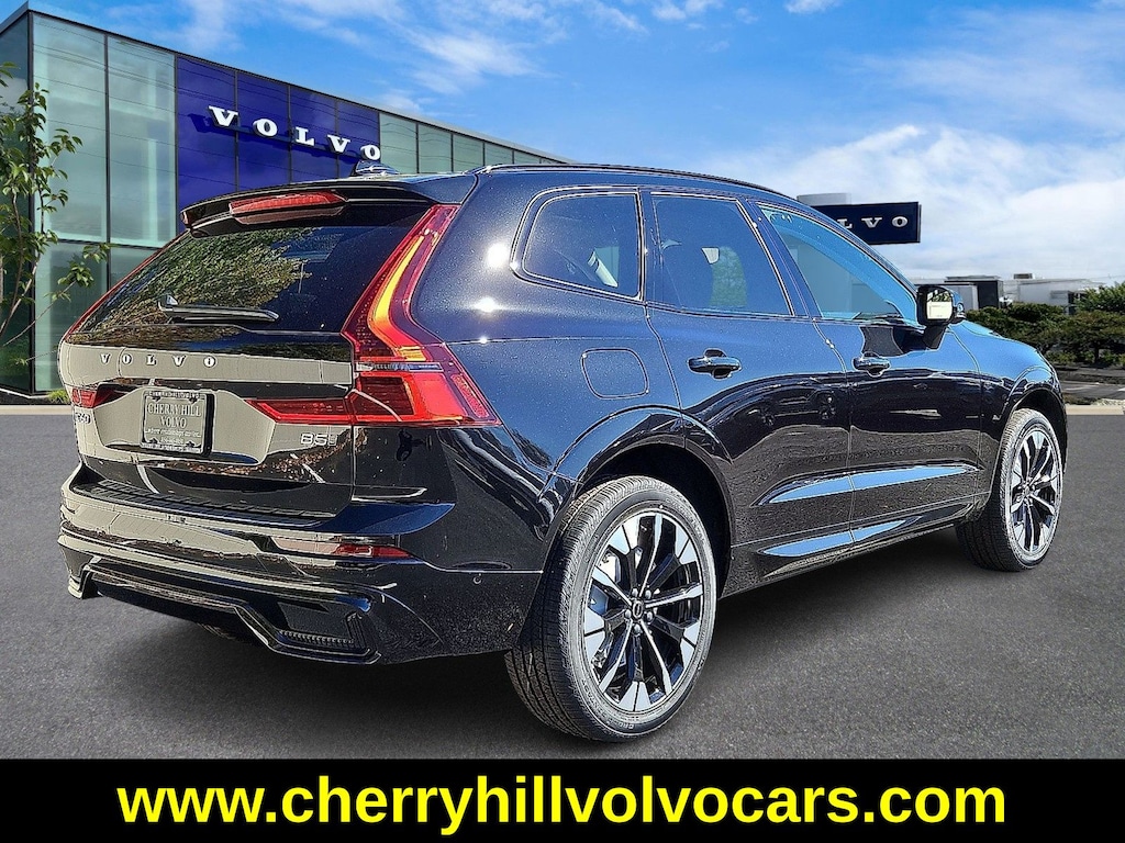 New 2026 Volvo XC60 B5 Plus SUV