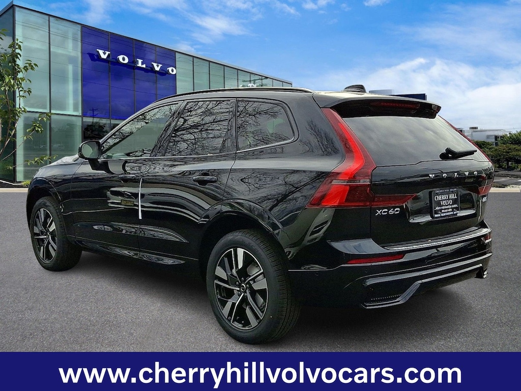 New 2026 Volvo XC60 B5 Plus SUV