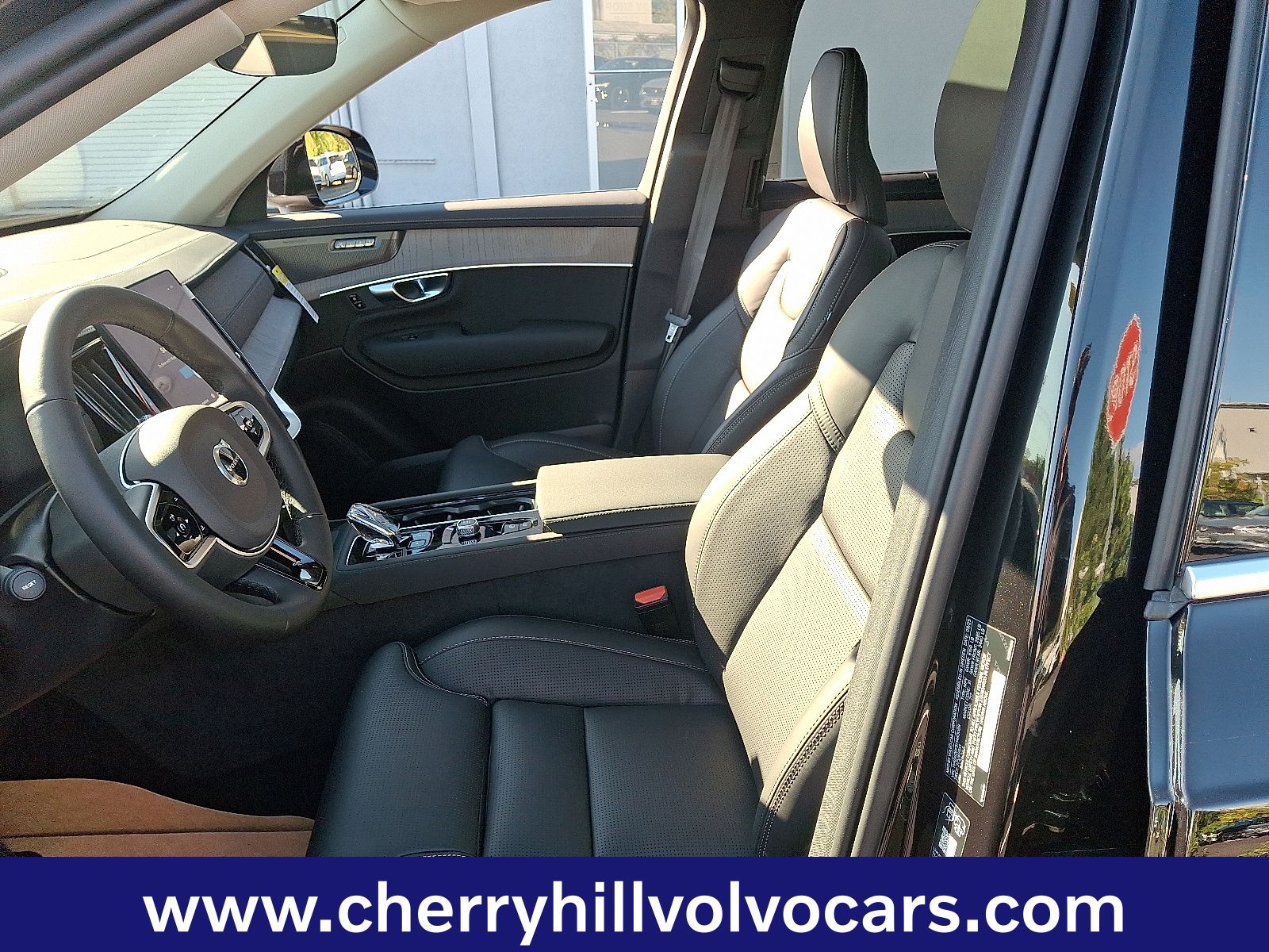 2026 Volvo XC90 Ultra - Photo 14