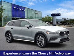 2026 Volvo V60 Cross Country B5 Ultra Wagon AWD