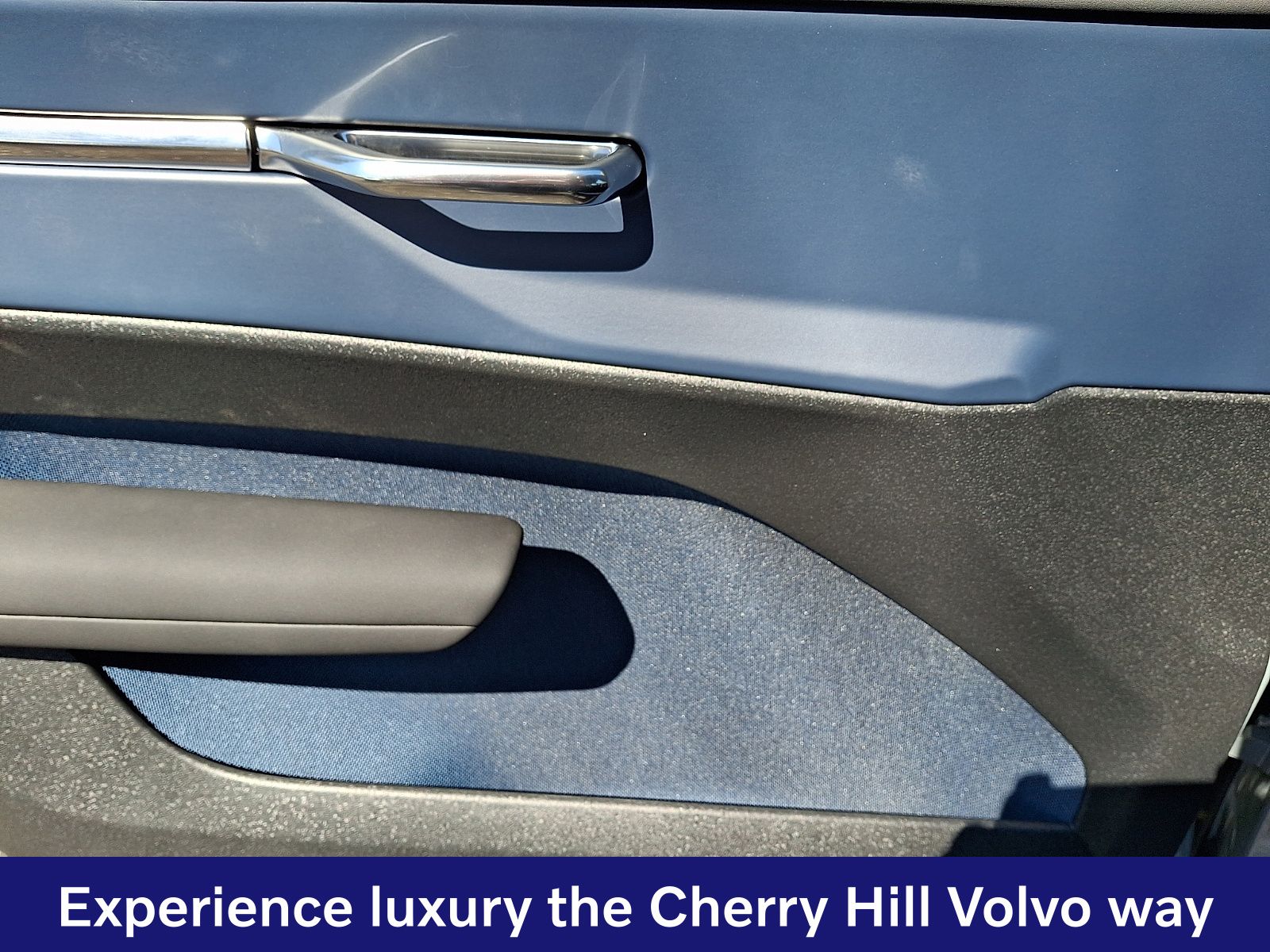 2026 Volvo EX30 Ultra - Photo 9