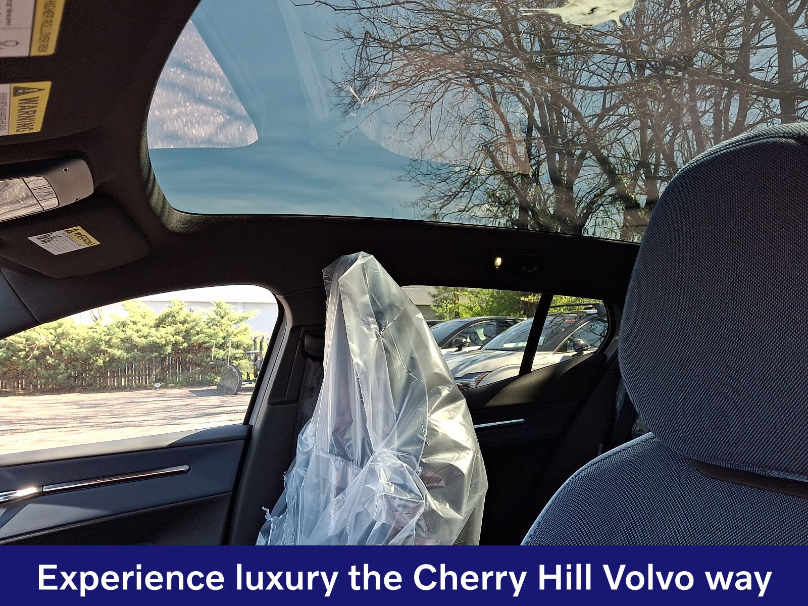 2026 Volvo EX30 Ultra - Photo 11