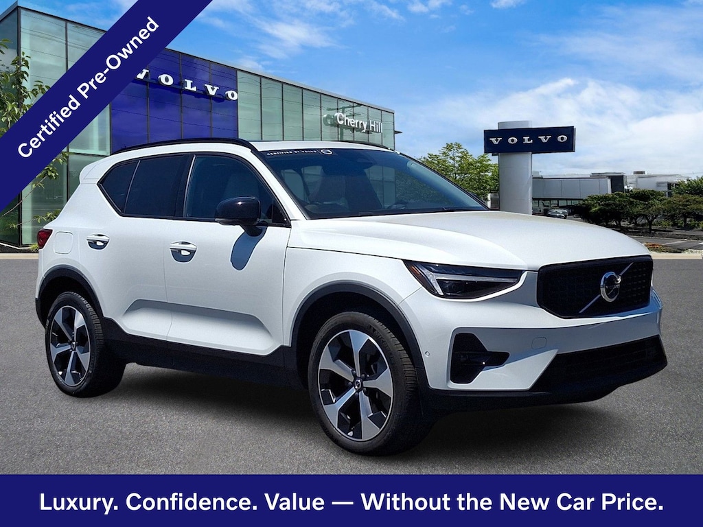 Certified 2026 Volvo XC40 B5 Plus SUV