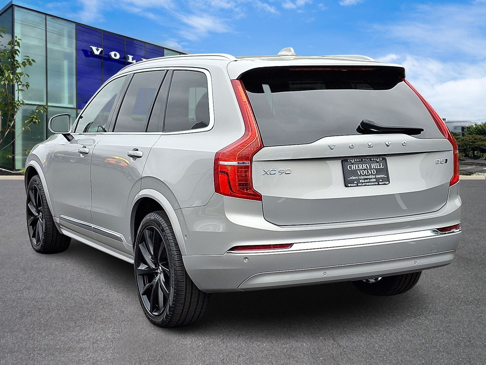 2024 Volvo XC90 AWD B5 Plus photo 4