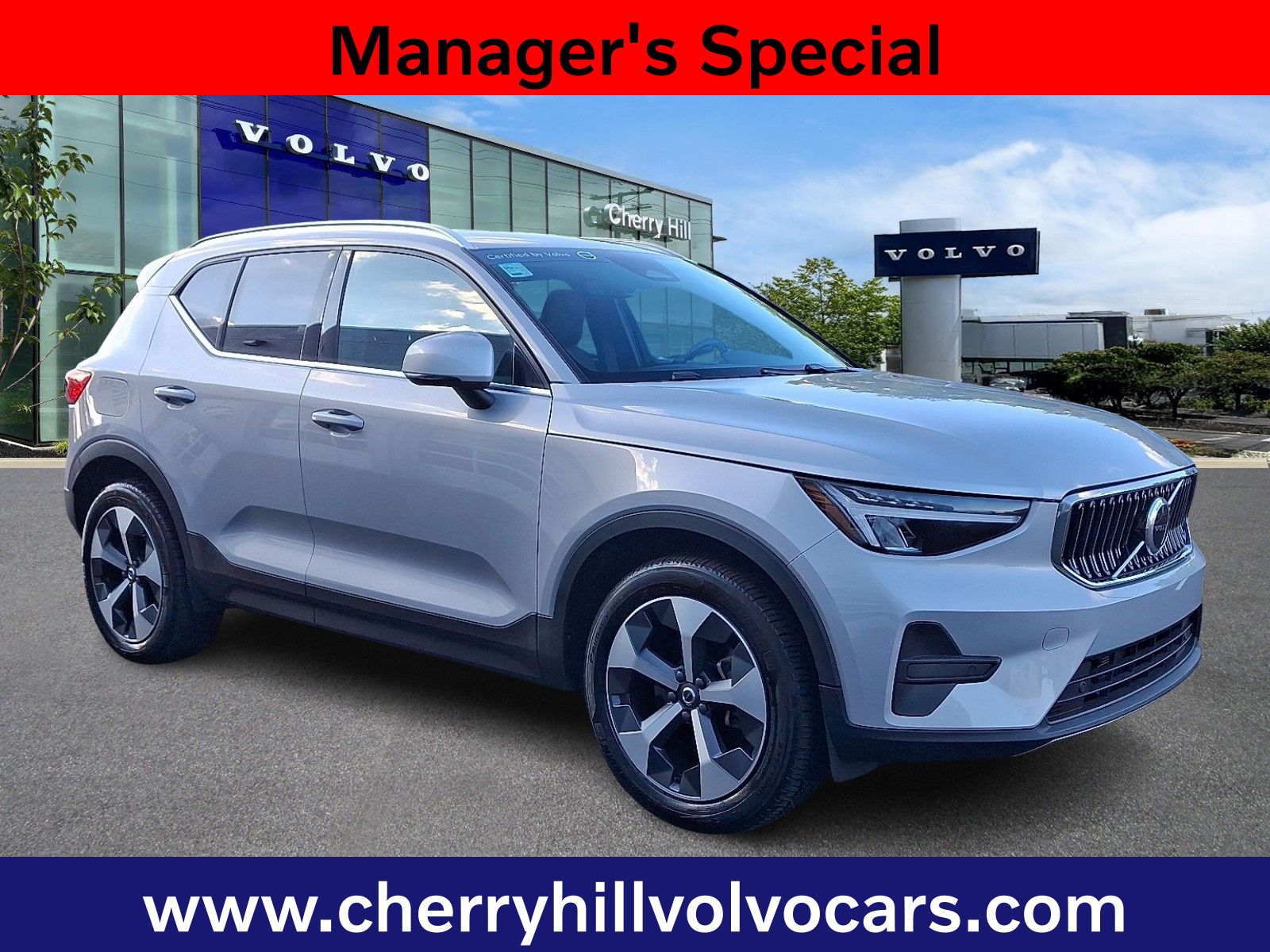 2024 Volvo XC40 Core