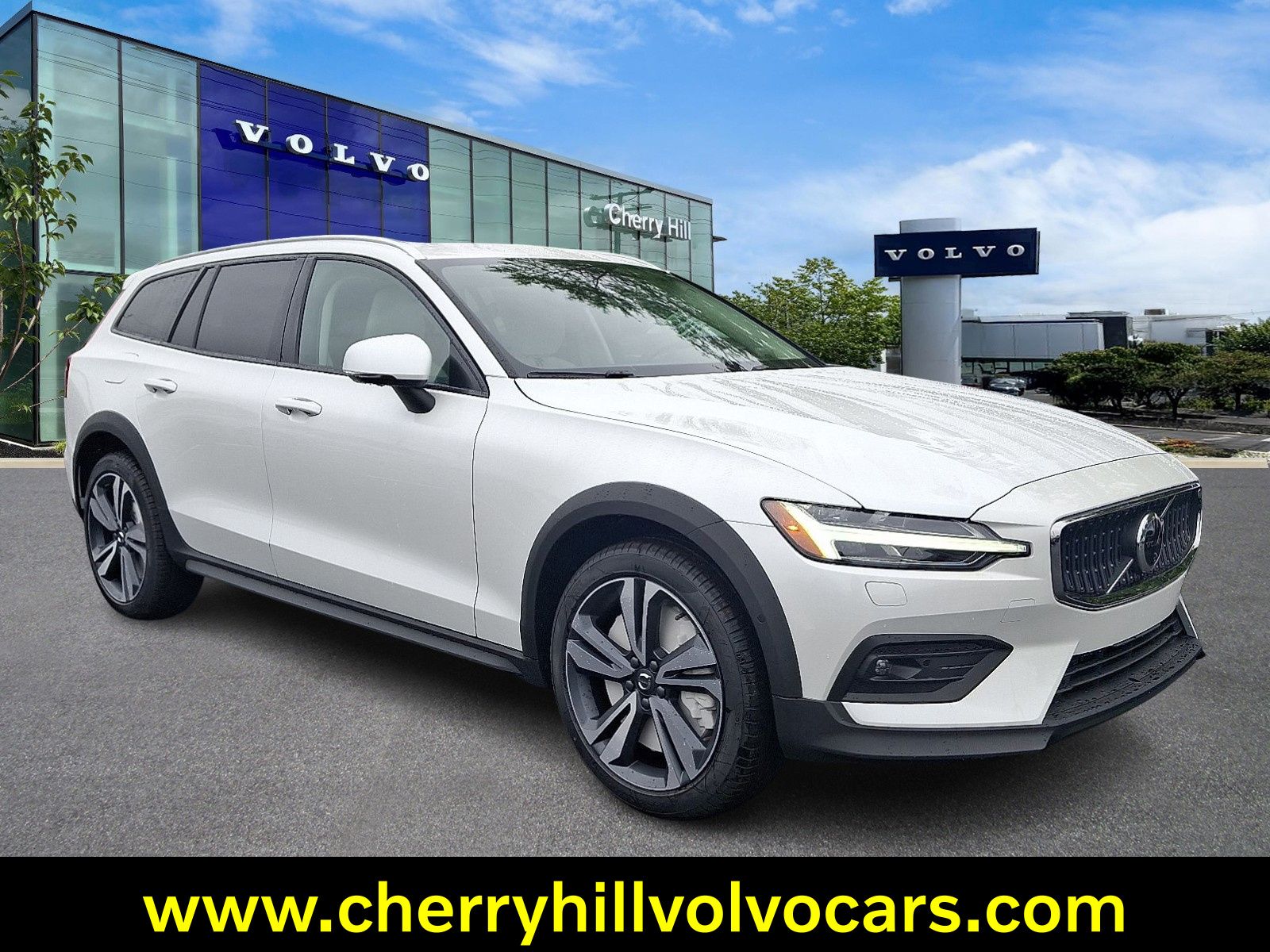 2026 Volvo V60 Cross Country Wagon 