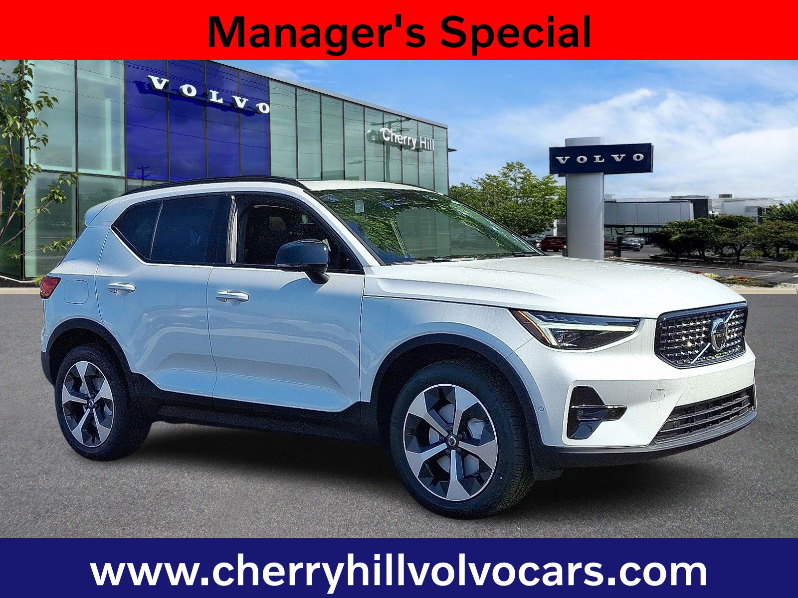 2025 Volvo XC40 Plus