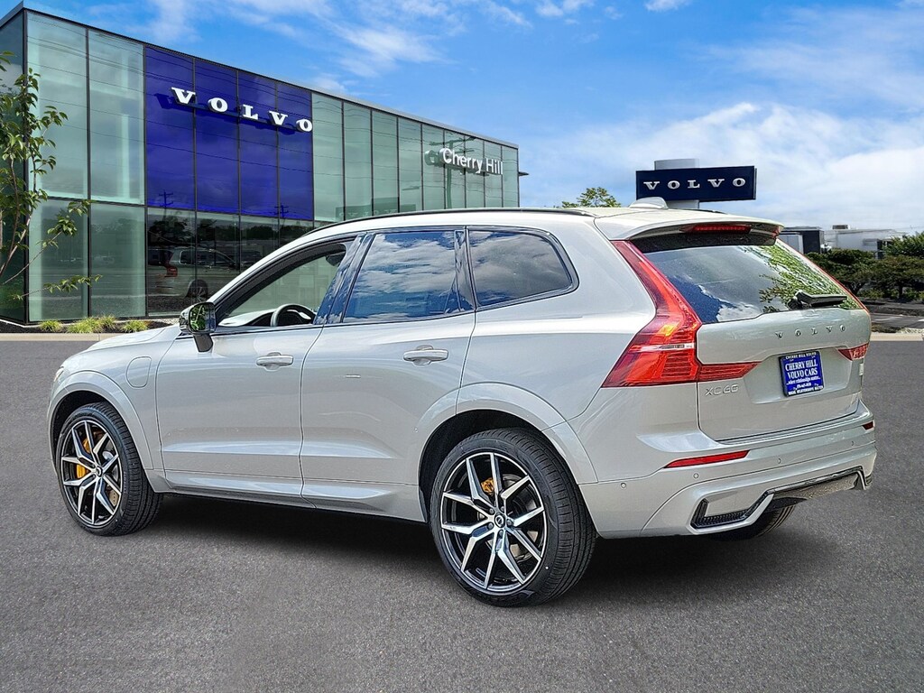 Used 2024 Volvo XC60 plug-in hybrid T8 Polestar Engineered SUV