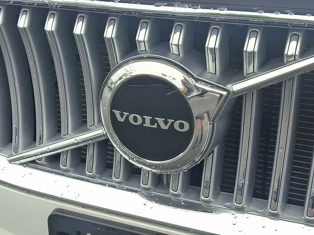 Certified 2024 Volvo XC90 B5 AWD Core Bright B5 Core Bright Theme