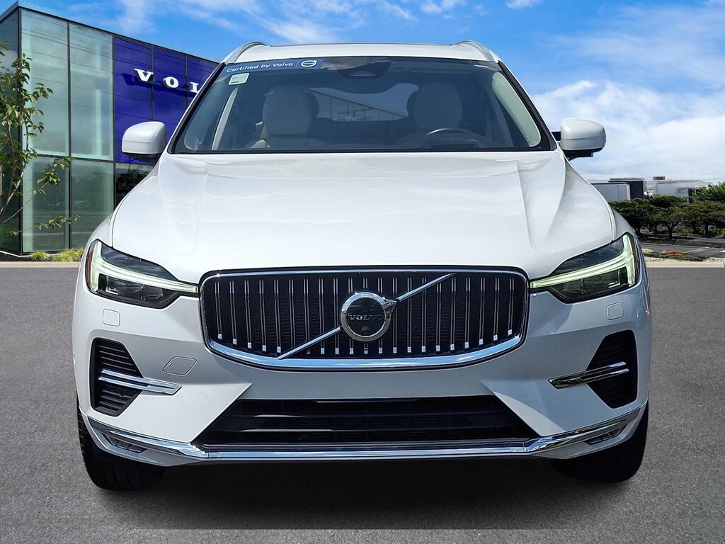 Certified 2023 Volvo XC60 B5 AWD Ultimate B5 Ultimate Bright Theme