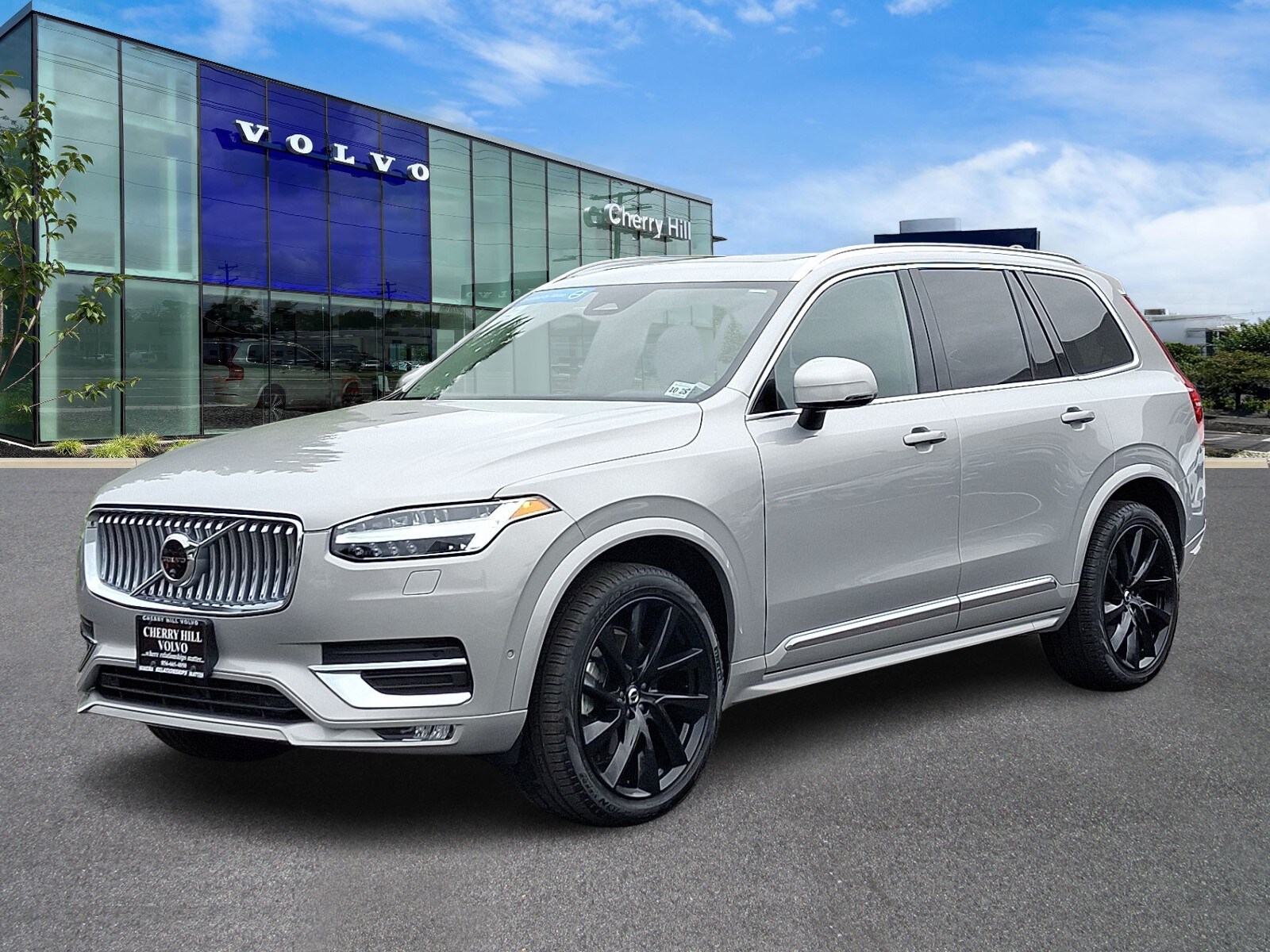 2024 Volvo XC90 AWD B5 Plus photo 3