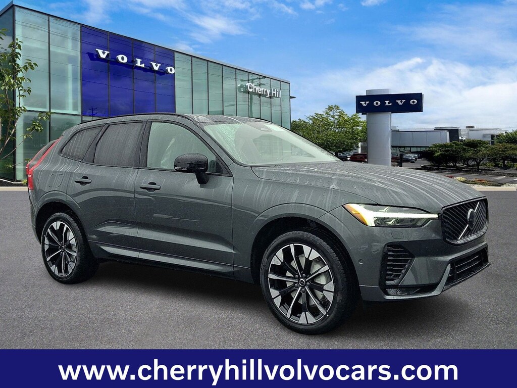 New 2026 Volvo XC60 B5 Plus SUV