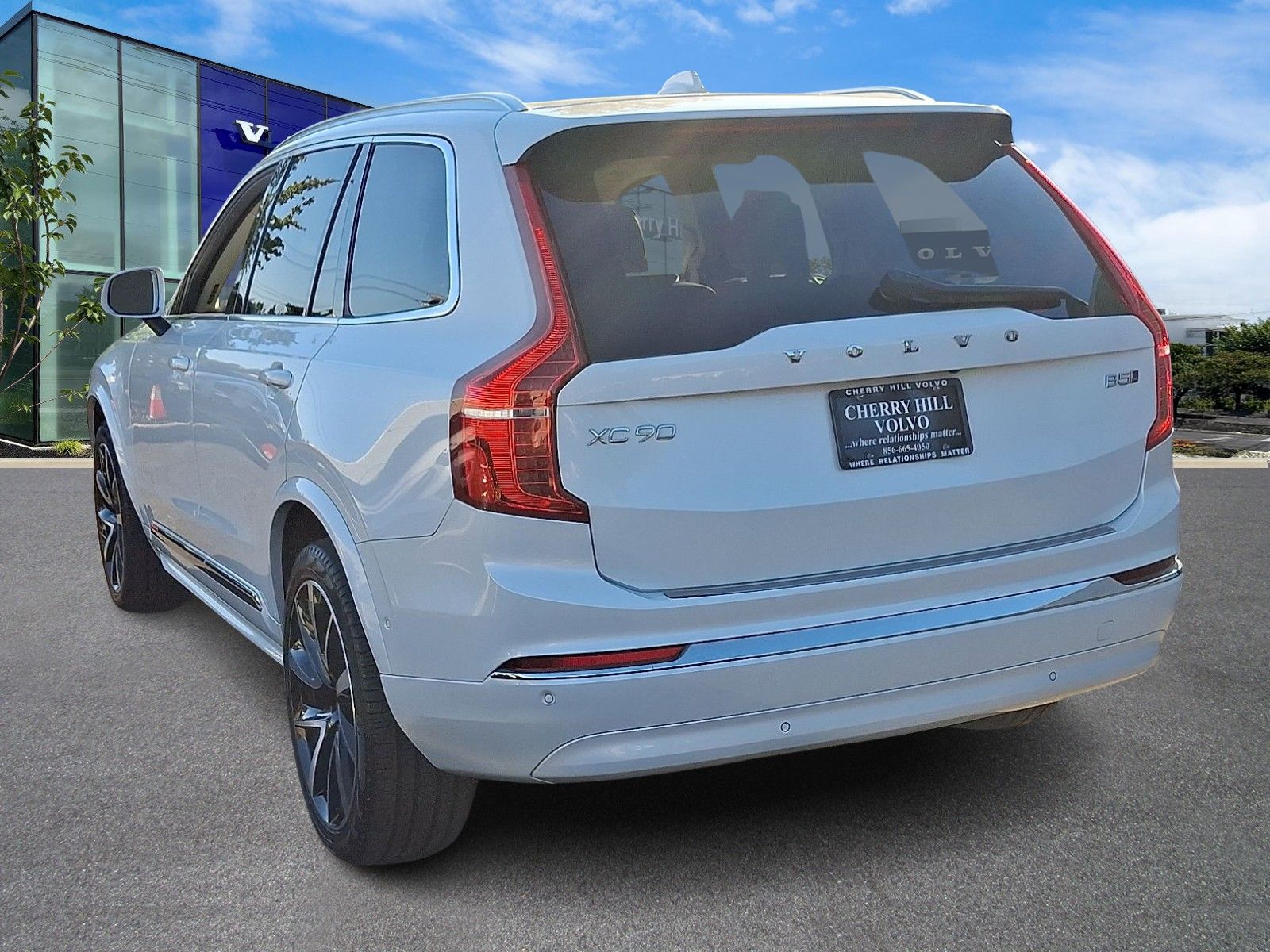 2024 Volvo XC90 B5 Plus photo 3