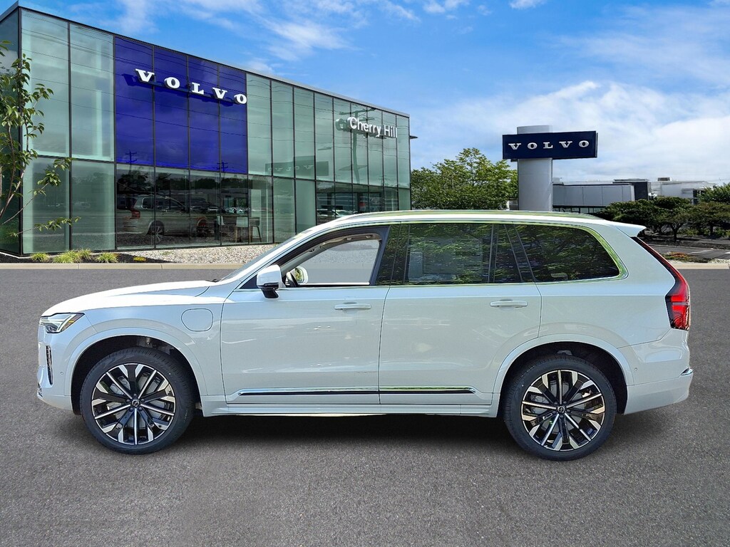 New 2025 Volvo XC90 plug-in hybrid T8 (2025.5) Ultra 7-Seater SUV