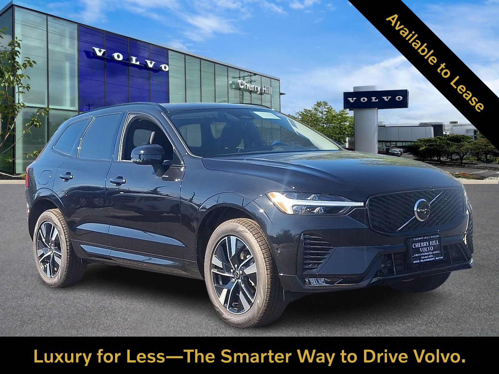 2026 Volvo XC60 B5 Plus Dark AWD's photo
