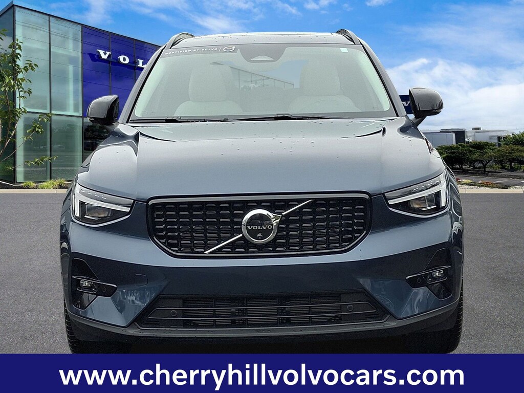 Certified 2026 Volvo XC40 B5 Ultra SUV