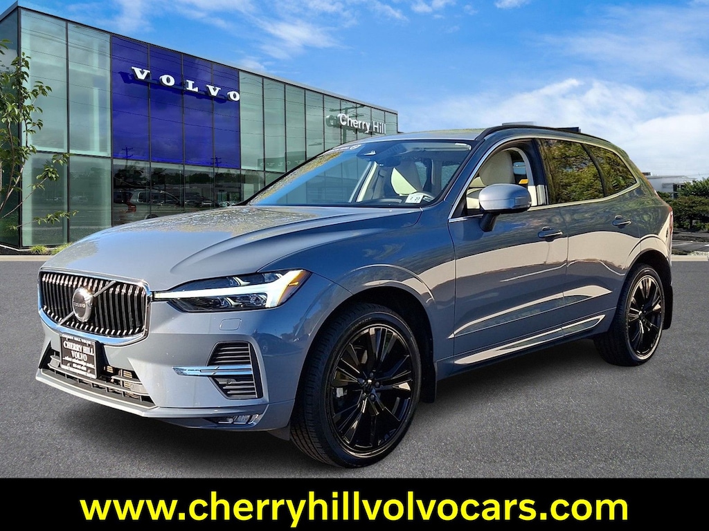Certified 2022 Volvo XC60 B5 Momentum SUV