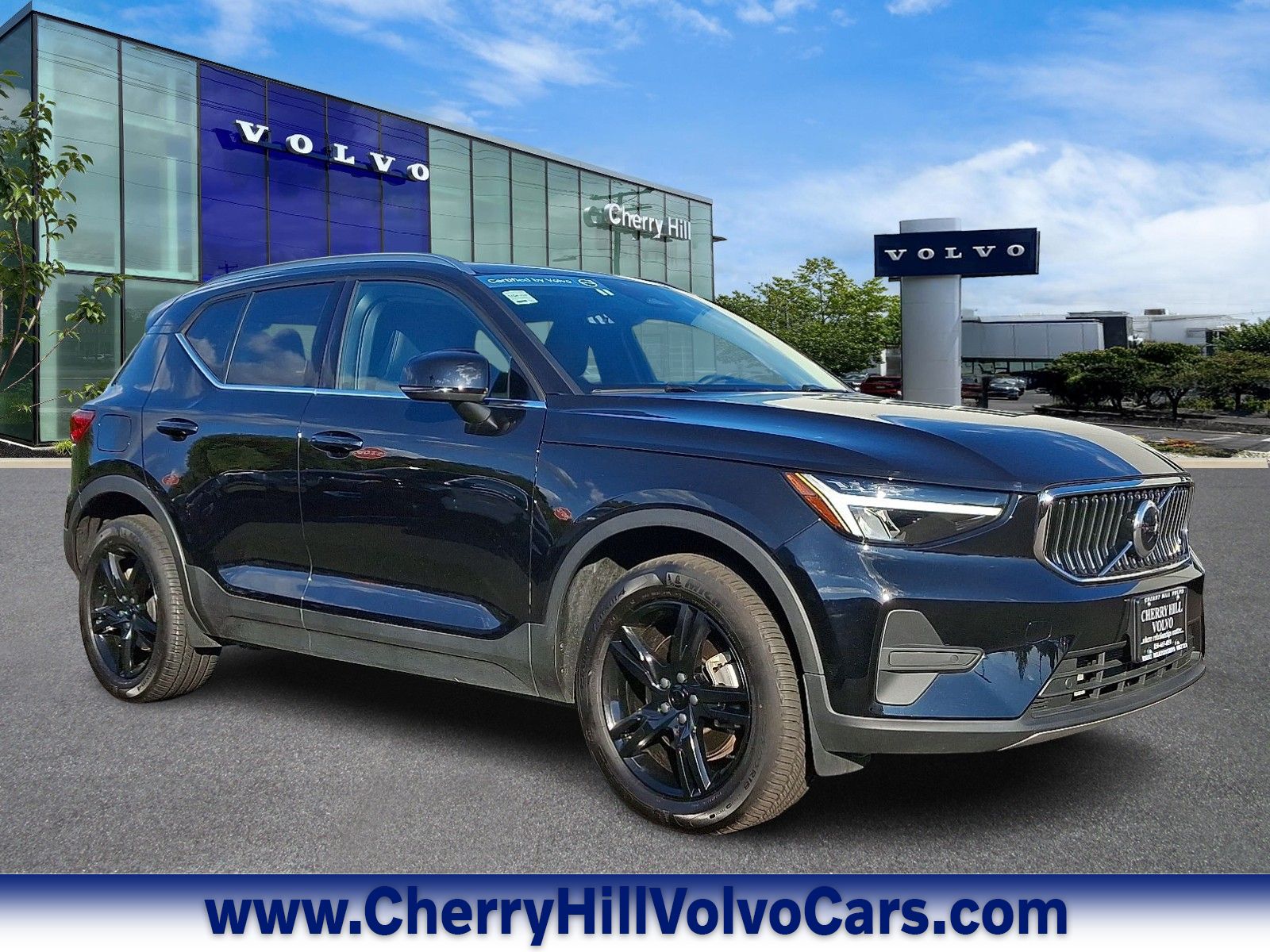 2025 Volvo XC40