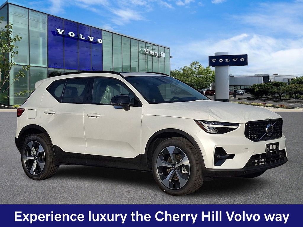 New 2026 Volvo XC40 B5 Plus SUV