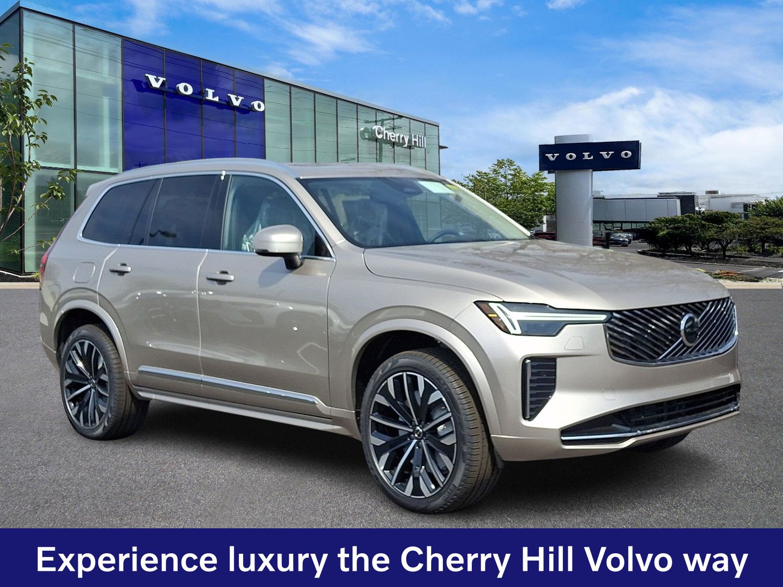 2026 Volvo XC90 B5 Core Bright 4WD's photo