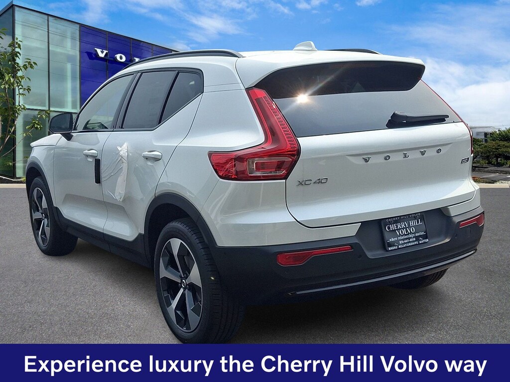 New 2026 Volvo XC40 B5 Plus SUV