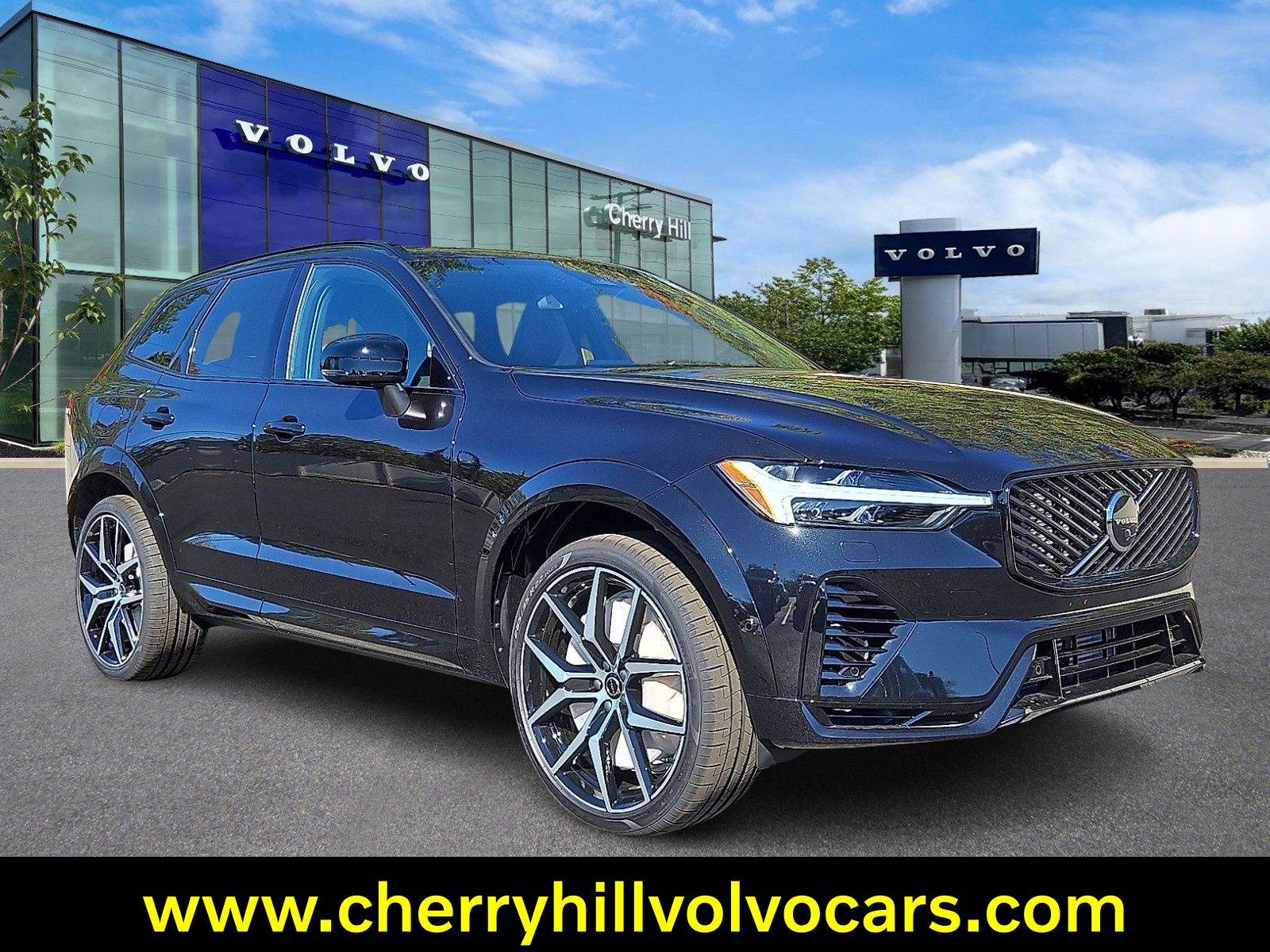 2026 Volvo XC60 plug-in hybrid SUV 