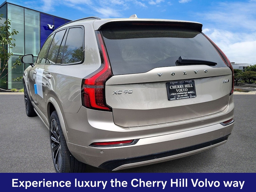 New 2026 Volvo XC90 B6 Ultra Dark Theme 7-Seater SUV
