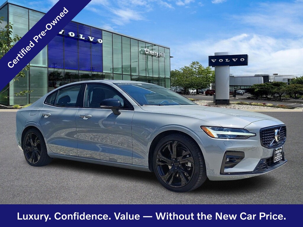 Certified 2024 Volvo S60 B5 Core Dark Theme Sedan