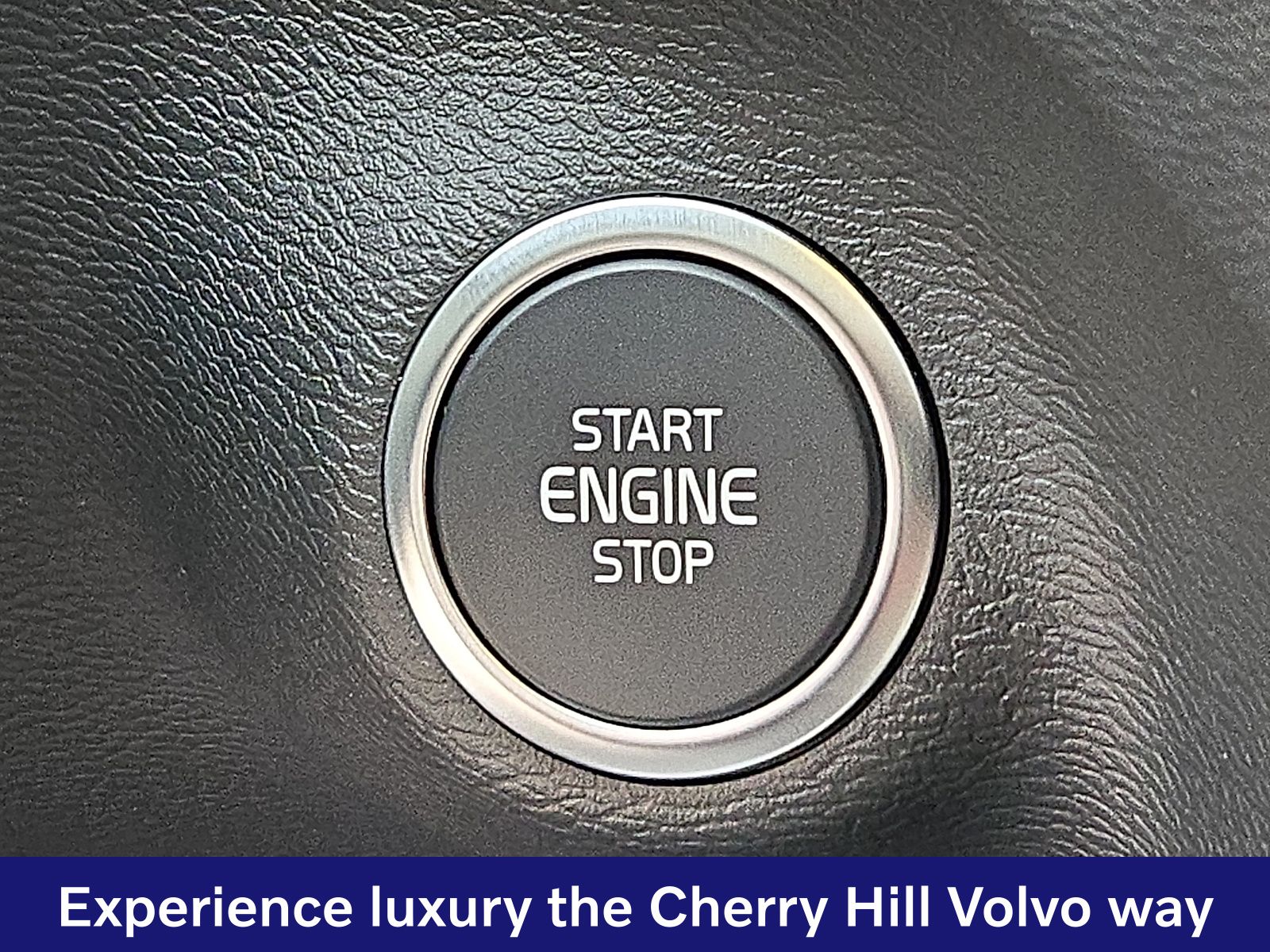 2026 Volvo XC40 Plus - Photo 18