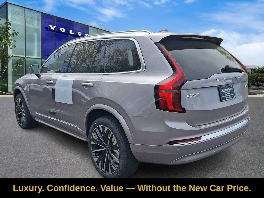 New 2026 Volvo XC90 B6 Plus 7-Seater SUV