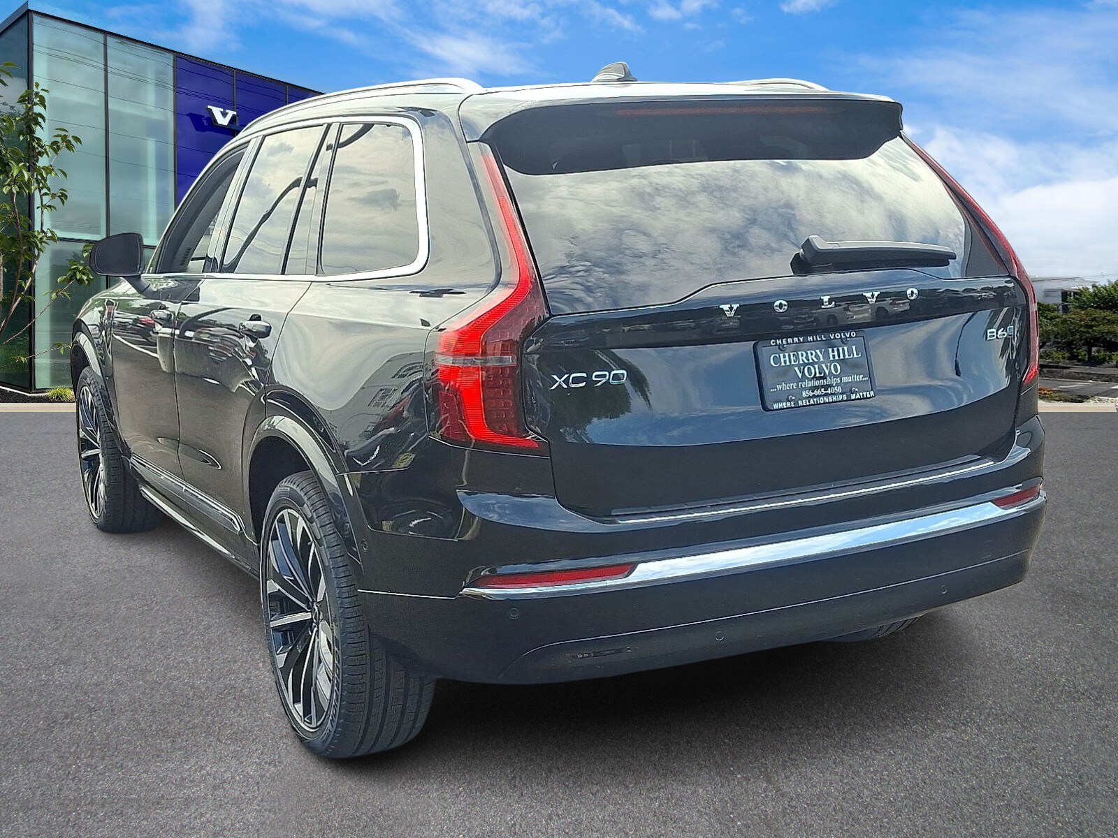2025 Volvo XC90 Plus photo 4
