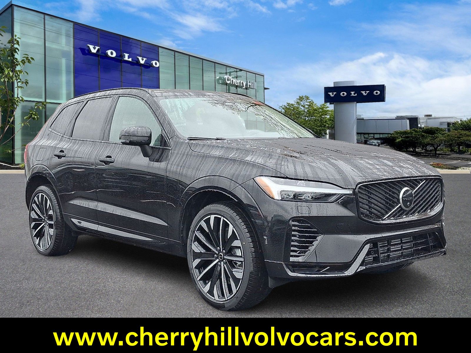 2026 Volvo XC60 plug-in hybrid SUV 