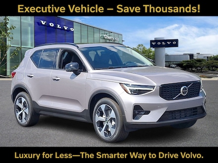 2026 Volvo XC40 B5 Plus SUV