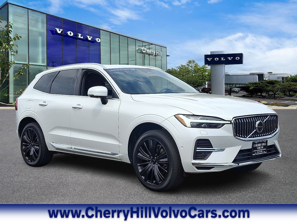 Certified 2022 Volvo XC60 Recharge Plug-In Hybrid T8 Inscription Extended Range