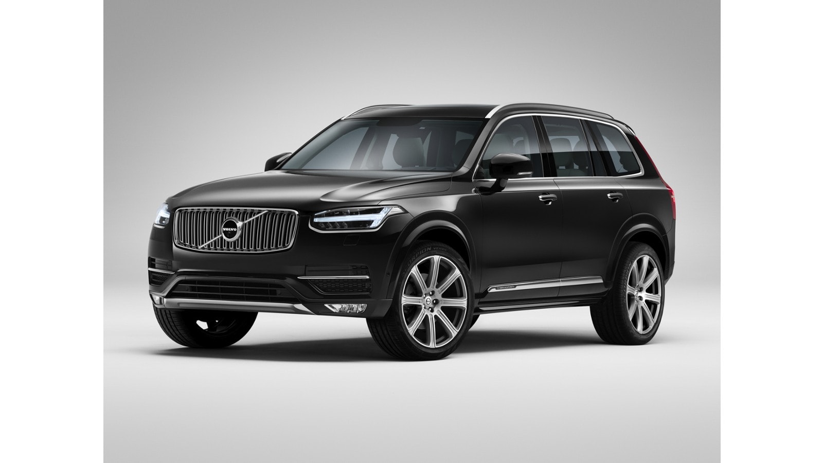 2018 Volvo XC90 T5 AWD Momentum's photo