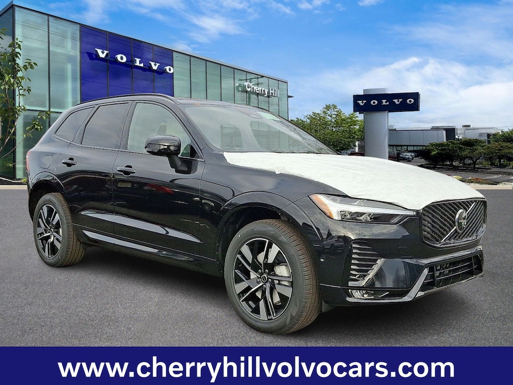 New 2026 Volvo XC60 B5 Plus SUV