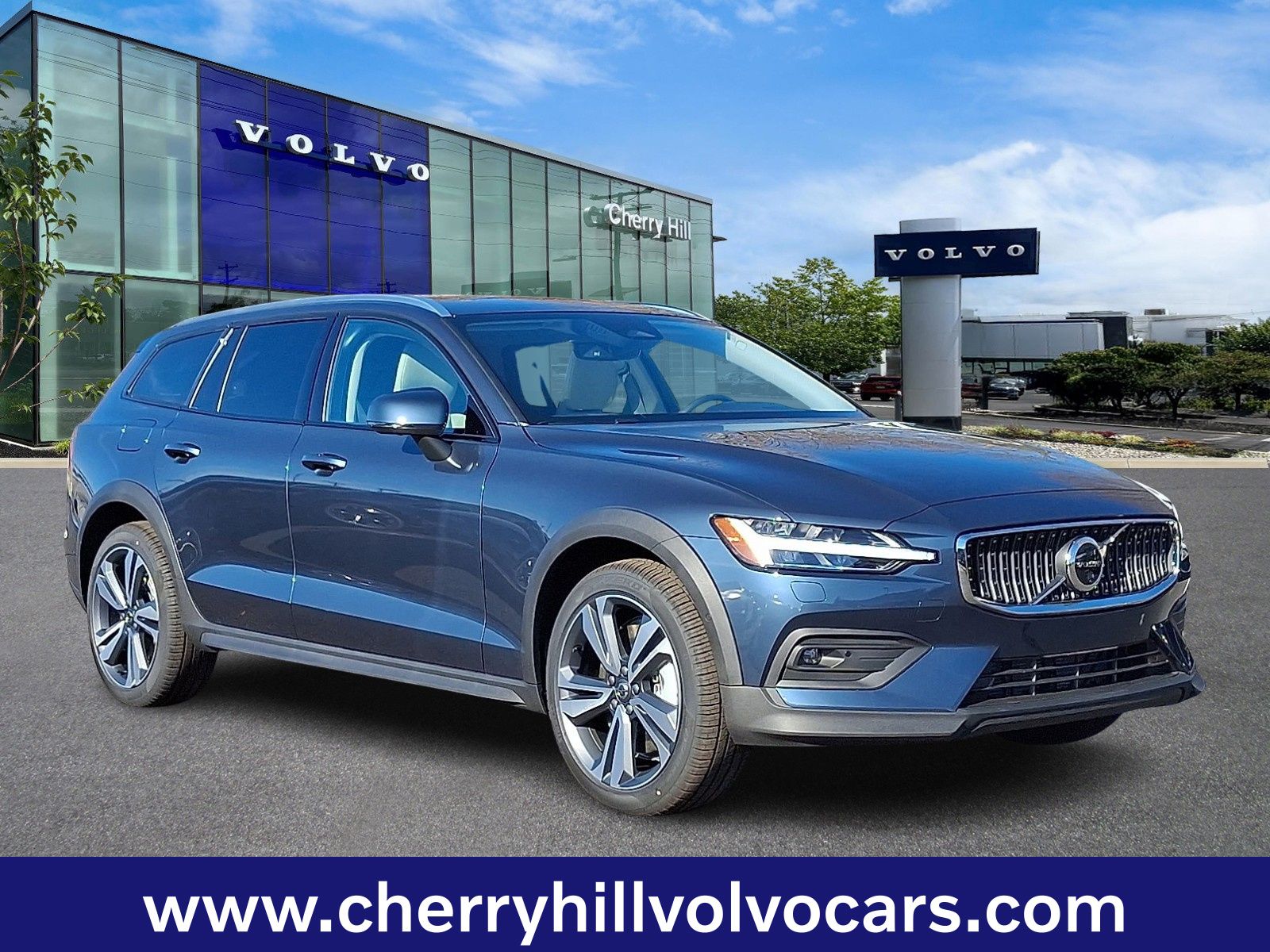 2026 Volvo V60 Cross Country