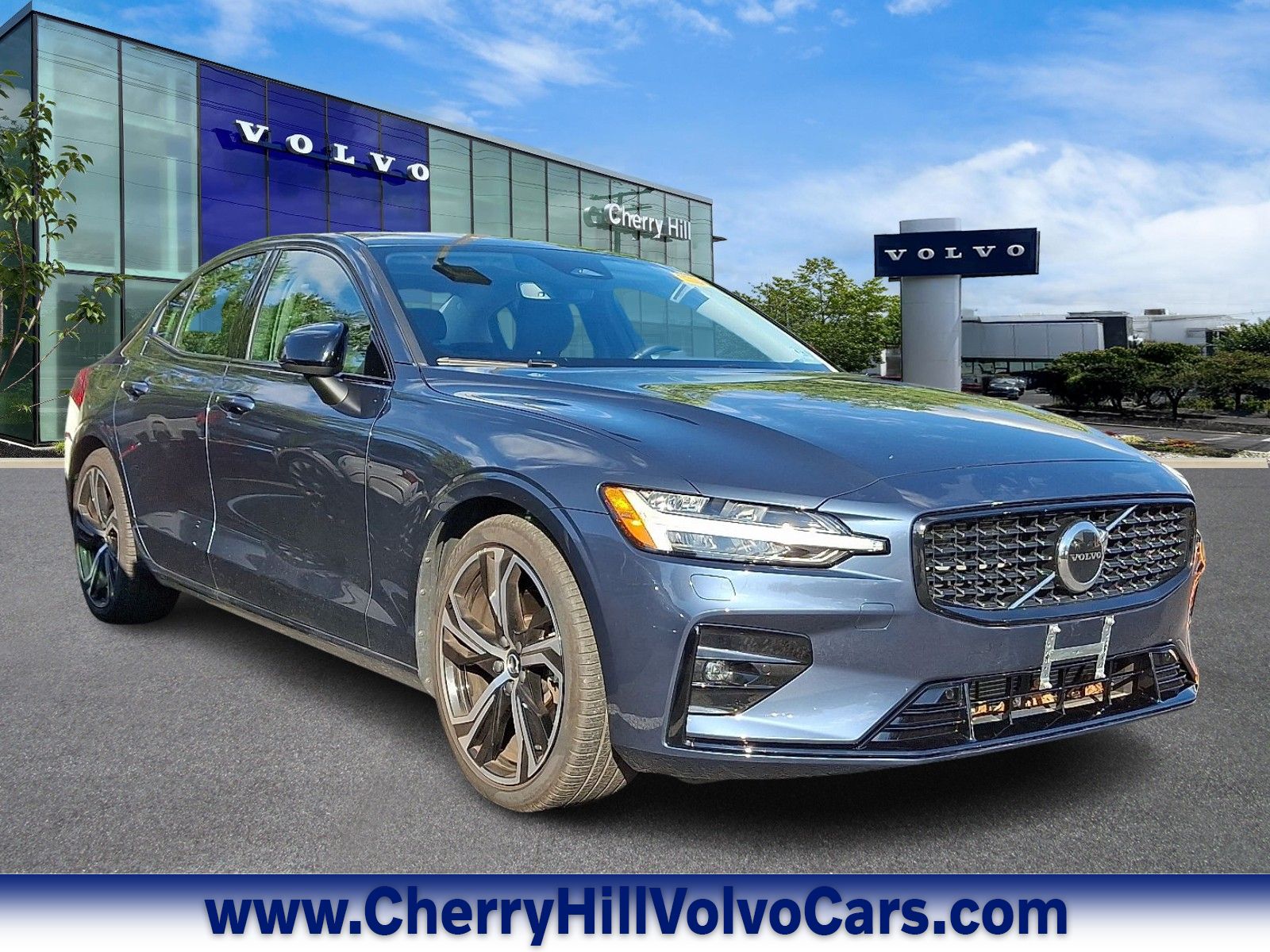 2024 Volvo S60 Sedan 