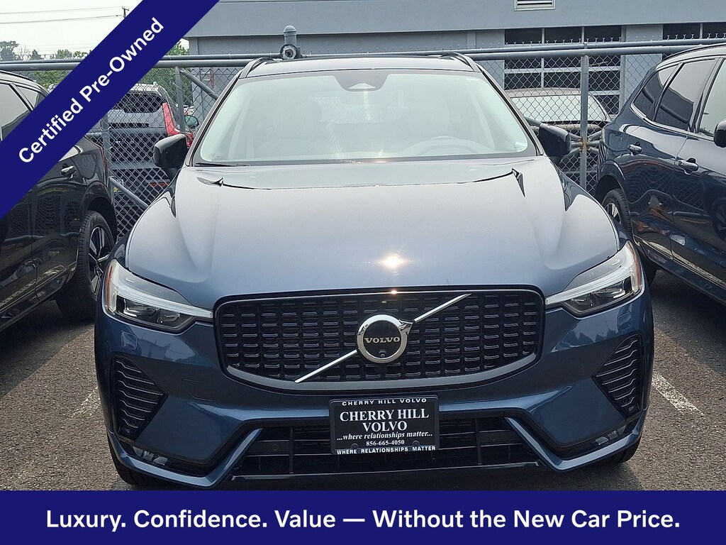 Certified 2024 Volvo XC60 B5 Plus Dark Theme SUV