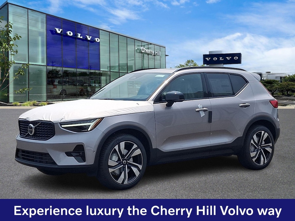 New 2026 Volvo XC40 B5 Plus SUV
