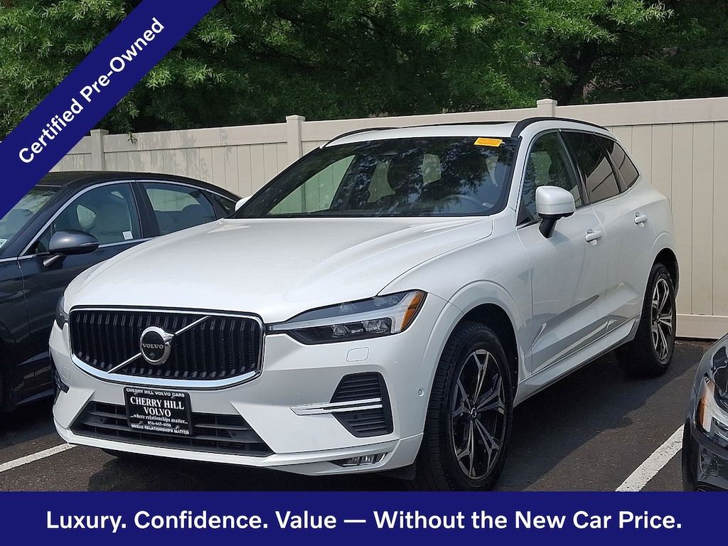 Certified 2022 Volvo XC60 B5 Momentum SUV
