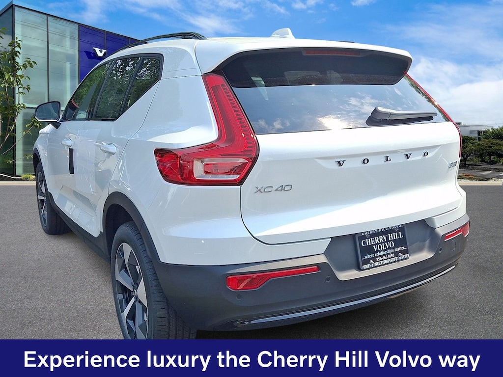 New 2026 Volvo XC40 B5 Plus SUV