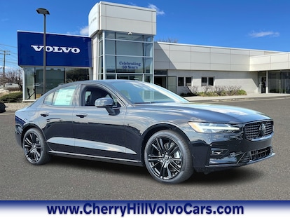 https://pictures.dealer.com/c/cherryhillvolvovcna/0060/40e8354636c725c54723cf15b7d9b115x.jpg?impolicy=resize&w=414