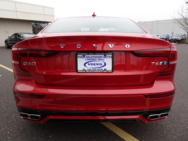 Volvo S60 Red Triangle Light - Volvo S60 Review