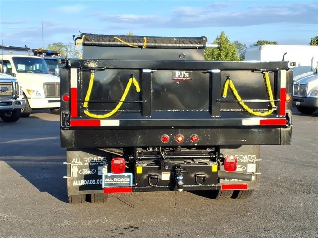 2026 Ford F-450 Super Duty Chassis Cab XL - Photo 7