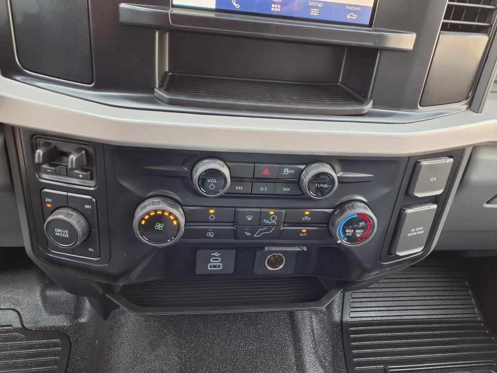 2025 Ford F-550 Super Duty Chassis Cab XL - Photo 12
