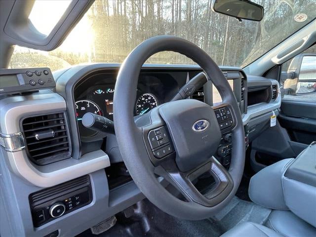2025 Ford F-350 Super Duty XL - Photo 21